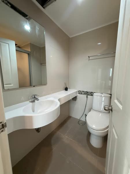 Lumpini Park Riverside Rama 3, Bangkok, 4 Rama 3 Road, Bang Pong Pang, Yan Nawa, Bangkok, 3 Bedrooms, 104 sqm, Condo For Sale, by Pemika Aukkaraleekul, 500388849 - DDproperty.com
