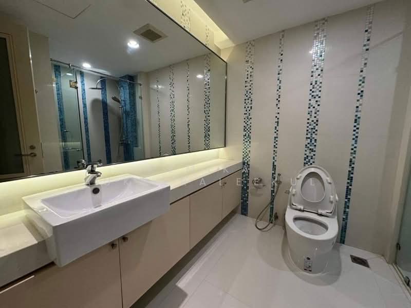 Sathorn Gardens, Bangkok, 39 South Sathorn Road, Thung Maha Mek, Sathon, Bangkok, 4 Bedrooms, 440 sqm, Condo For Sale, by Pemika Aukkaraleekul, 500388893 - DDproperty.com