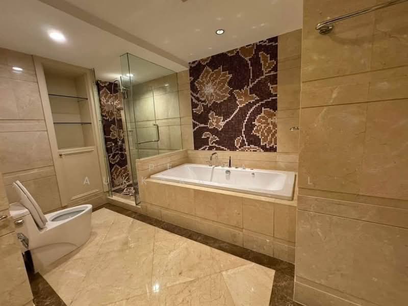 Sathorn Gardens, Bangkok, 39 South Sathorn Road, Thung Maha Mek, Sathon, Bangkok, 4 Bedrooms, 440 sqm, Condo For Sale, by Pemika Aukkaraleekul, 500388893 - DDproperty.com