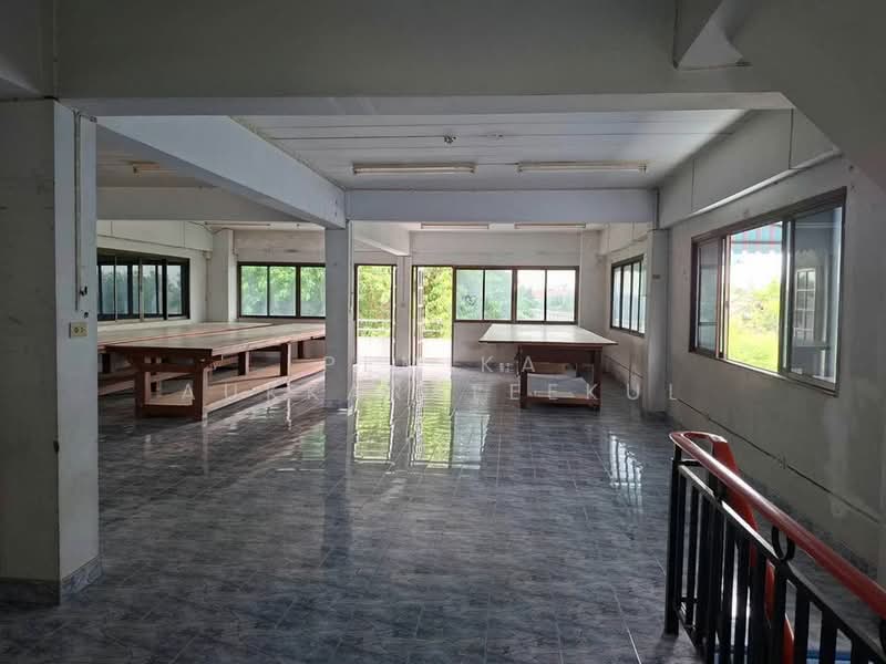 5-BR House, Bangkok, Lat Phrao, Bangkok, 5 Bedrooms, 1,500 sqm, Single Detached House For Sale, by Pemika Aukkaraleekul, 500388909 - DDproperty.com