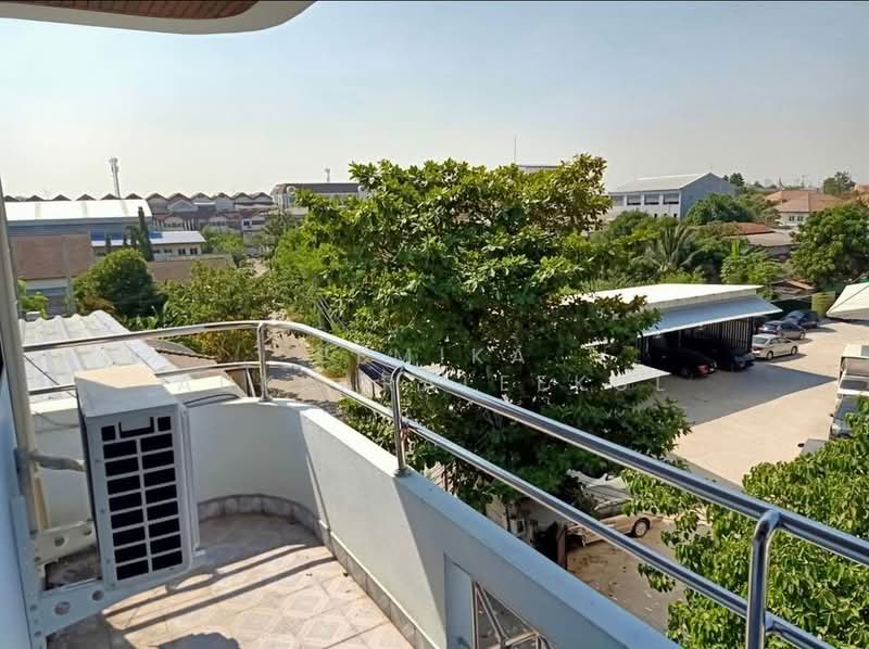 5-BR House, Bangkok, Lat Phrao, Bangkok, 5 Bedrooms, 1,500 sqm, Single Detached House For Sale, by Pemika Aukkaraleekul, 500388909 - DDproperty.com