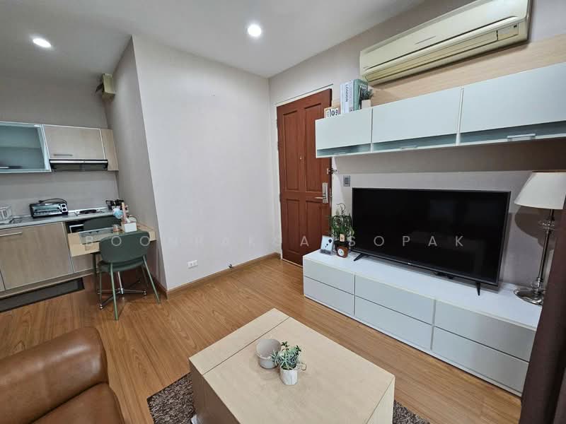 The Complete Narathiwat, Bangkok, 9 Naradhiwas Rajanagarindra Rd, Chong Nonsi, Yan Nawa, Bangkok, 1 Bedroom, 35 sqm, Condo For Rent, by Boonraksa Sopak, 500388911 - DDproperty.com