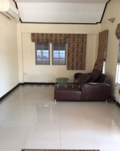3-BR House, Bangkok, Lat Phrao, Bangkok, 3 Bedrooms, 200 sqm, Single Detached House For Sale, by Pemika Aukkaraleekul, 500388912 - DDproperty.com