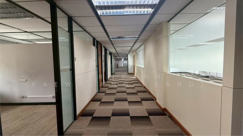 295 sqm Khlong Toei Office for Rent | Near MRT Queen Sirikit, Bangkok, Khlong Toei, Bangkok, , 295 sqm, Office Space For Rent, by Pornpann Kaewplang (Sand), 500388928 - DDproperty.com