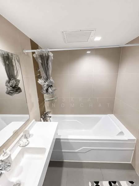 IDEO Sukhumvit 93, Bangkok, 2331 Soi Sukhumvit 93, Bang Chak, Phra Khanong, Bangkok, 2 Bedrooms, 52 sqm, Condo For Rent, by Banjarat Thanomchat, 500388959 - DDproperty.com