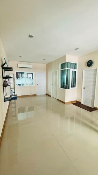 Golden Town Rattanathibet – Bang Phlu BTS Station, Nonthaburi, Bang Kruai-Sai Noi Road, Bang Rak Yai, Bang Bua Thong, Nonthaburi, 4 Bedrooms, 131 sqm, Townhouse For Sale, by ธัญพัฒน์ วิวิธวรรธ์, 500388976 - DDproperty.com