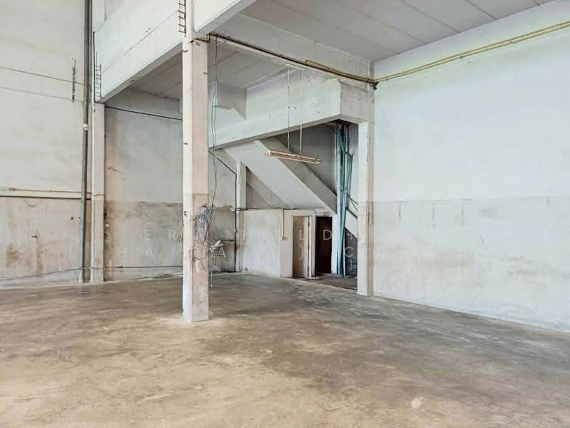 ทำเลทองถนนเทพารักษ์ สภาพดีพร้อมใช้งาน, Samut Prakan, Bang Pla, Bang Plee, Samut Prakan, , 800 sqm, Warehouse/Factory For Sale, by ERA Holding (Thailand) Co., Ltd., 500389019 - DDproperty.com