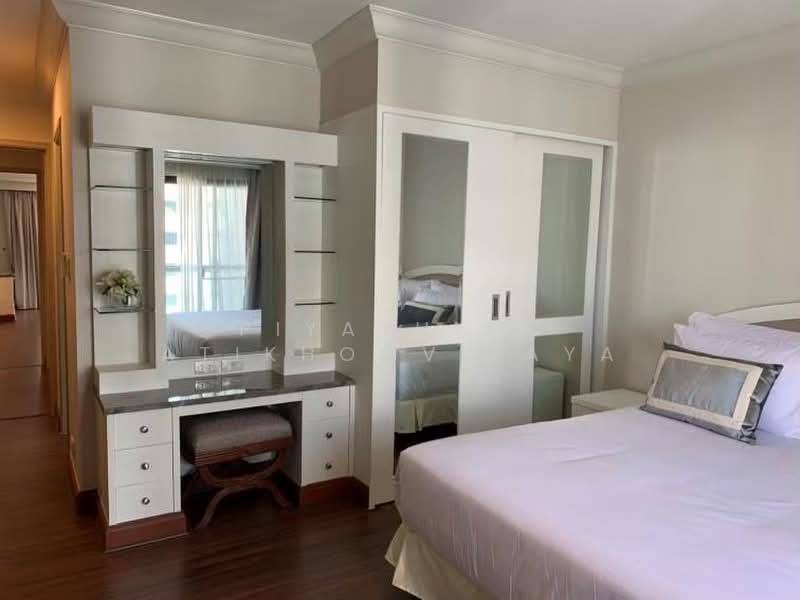 G.P. Grande Tower, Bangkok, 55 Sukhumvit 23, Khlongtoei Nua, Watthana, Bangkok, 3 Bedrooms, 229 sqm, Condo For Rent, by Piyathida Atikhomvitaya, 500389020 - DDproperty.com