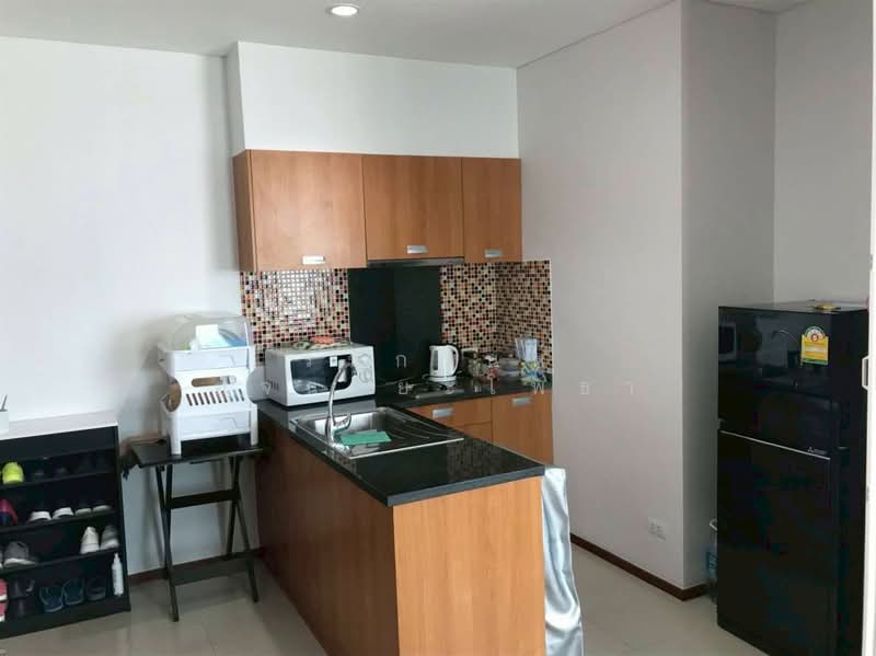 Villa Sathorn, Bangkok, 5 KrungThonBuri Road, Khlong Ton Sai, Khlong San, Bangkok, Studio, 40 sqm, Condo For Rent, by รัชกานต์ อัจฉริยะโพธา, 500389063 - DDproperty.com
