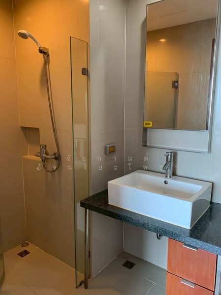 Villa Sathorn, Bangkok, 5 KrungThonBuri Road, Khlong Ton Sai, Khlong San, Bangkok, Studio, 40 sqm, Condo For Rent, by รัชกานต์ อัจฉริยะโพธา, 500389063 - DDproperty.com