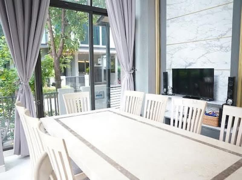 undefined, Bangkok, Phlapphla, Wang Thonglang, Bangkok, 5 Bedrooms, 434 sqm, Single Detached House For Sale, by Suchada Yodyiem, 500389068 - DDproperty.com
