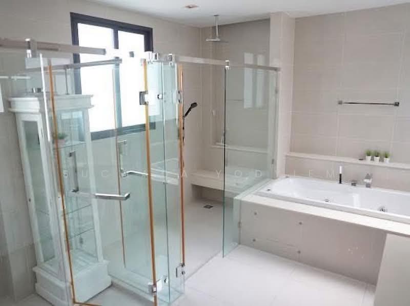 undefined, Bangkok, Phlapphla, Wang Thonglang, Bangkok, 5 Bedrooms, 434 sqm, Single Detached House For Sale, by Suchada Yodyiem, 500389068 - DDproperty.com