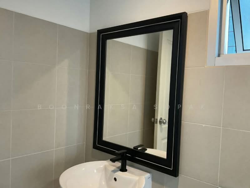 Supalai Park Ekkamai-Thonglor, Bangkok, Petchaburi Road, Bang Kapi, Huai Khwang, Bangkok, 2 Bedrooms, 71 sqm, Condo For Rent, by Boonraksa Sopak, 500389087 - DDproperty.com