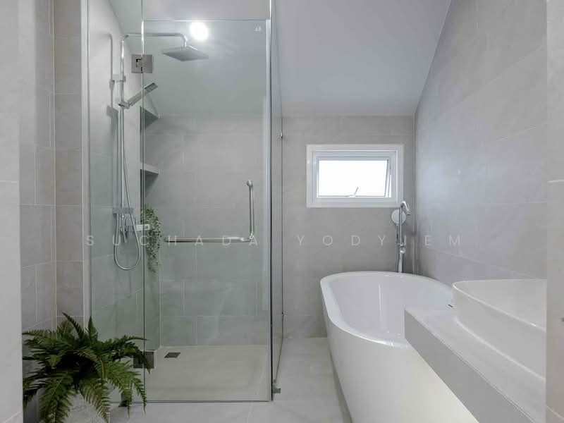 3-BR Townhouse, Bangkok, Khlong Tan Nua, Watthana, Bangkok, 3 Bedrooms, 155 sqm, Townhouse For Sale, by Suchada Yodyiem, 500389105 - DDproperty.com