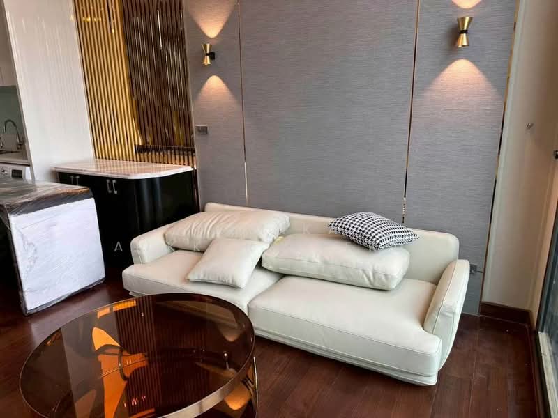 Anil Sathorn 12, Bangkok, 122 N Sathon Rd, Thung Maha Mek, Sathon, Bangkok, 1 Bedroom, 46 sqm, Condo For Sale, by Pemika Aukkaraleekul, 500389129 - DDproperty.com