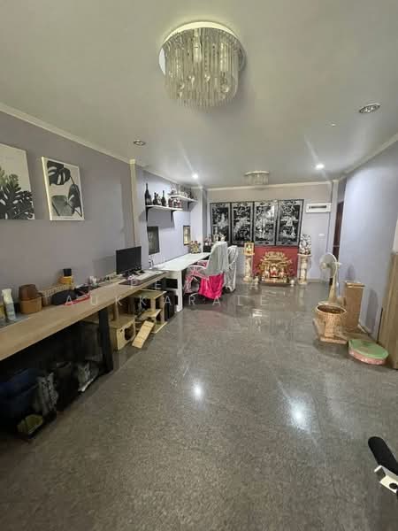 Supalai Orchid Park 2, Bangkok, Bang Wa, Phasi Charoen, Bangkok, 6 Bedrooms, 380 sqm, Single Detached House For Sale, by Pemika Aukkaraleekul, 500389137 - DDproperty.com