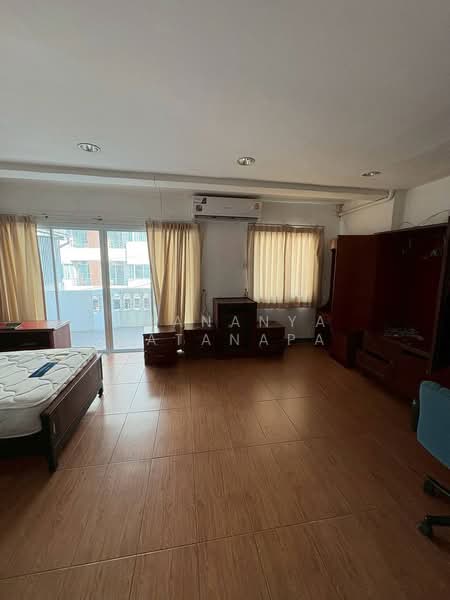 ทาวน์โฮม ซอย จันทน์ 2, Bangkok, Thung Wat Don, Sathon, Bangkok, 3 Bedrooms, 250 sqm, Townhouse For Rent, by Chananya Watanapa, 500389139 - DDproperty.com