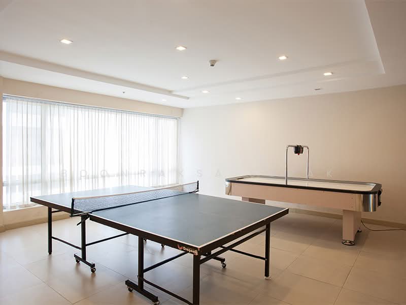 39 Boulevard Executive Residence, Bangkok, 39 - 41 Soi Phrom Chit (Sukhumvit 39), Khlong Tan Nua, Watthana, Bangkok, 1 Bedroom, 75 sqm, Apartment For Rent, by Boonraksa Sopak, 500389207 - DDproperty.com