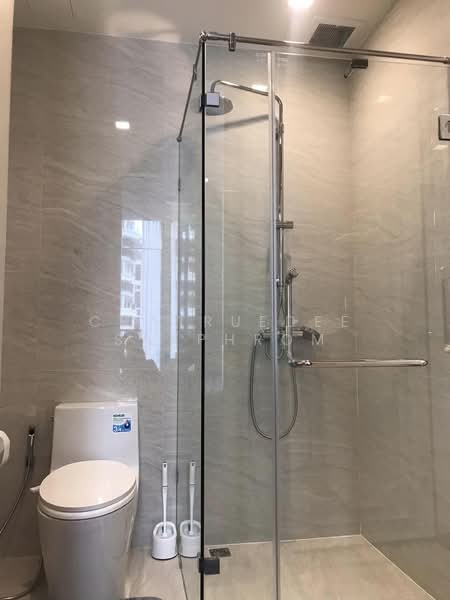 Noble State 39, Bangkok, 35 Soi Sukhumvit 39, Khlong Tan Nua, Watthana, Bangkok, 1 Bedroom, 30 sqm, Condo For Rent, by Chatruedee Sakphrom, 500389212 - DDproperty.com