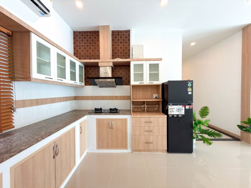 Newly Renovated Home at a Special Price Near Mabprachan Lake, ชลบุรี, ซอย พัฒนา 1, โป่ง, บางละมุง, ชลบุรี, 160 ตร.ม., วิลล่า ขาย, โดย Chanya Rojana, 500389247 - DDproperty.com