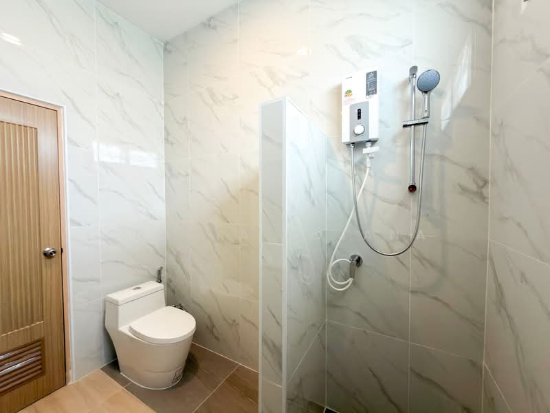 Newly Renovated Home at a Special Price Near Mabprachan Lake, ชลบุรี, ซอย พัฒนา 1, โป่ง, บางละมุง, ชลบุรี, 160 ตร.ม., วิลล่า ขาย, โดย Chanya Rojana, 500389247 - DDproperty.com