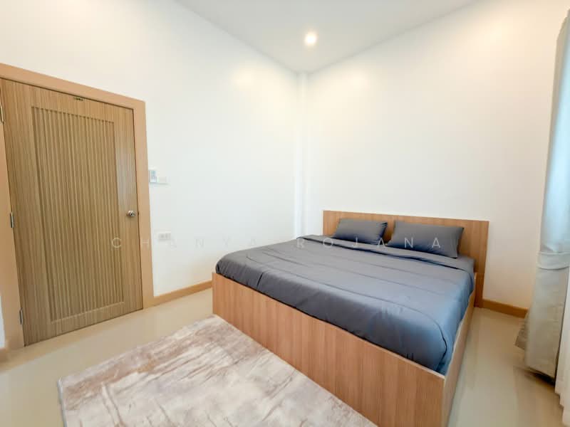 Newly Renovated Home at a Special Price Near Mabprachan Lake, Chon Buri (Pattaya), ซอย พัฒนา 1, Poong, Bang Lamung (Pattaya), Chon Buri (Pattaya), 3 Bedrooms, 160 sqm, Villa For Sale, by Chanya Rojana, 500389247 - DDproperty.com