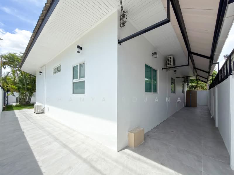 Newly Renovated Home at a Special Price Near Mabprachan Lake, Chon Buri (Pattaya), ซอย พัฒนา 1, Poong, Bang Lamung (Pattaya), Chon Buri (Pattaya), 3 Bedrooms, 160 sqm, Villa For Sale, by Chanya Rojana, 500389247 - DDproperty.com