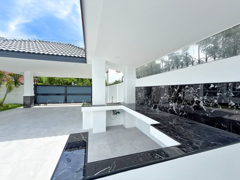 Newly Renovated Home at a Special Price Near Mabprachan Lake, ชลบุรี, ซอย พัฒนา 1, โป่ง, บางละมุง, ชลบุรี, 160 ตร.ม., วิลล่า ขาย, โดย Chanya Rojana, 500389247 - DDproperty.com