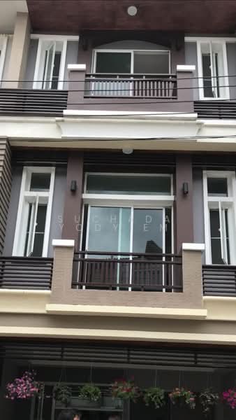 Premium Place Kaset - Nawamin II, Bangkok, Prasert Manukit 29 Road (Soi Mailarp), Lat Phrao, Bangkok, 3 Bedrooms, 175 sqm, Townhouse For Sale, by Suchada Yodyiem, 500389362 - DDproperty.com