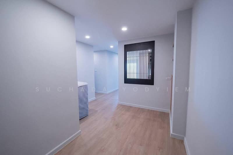 Sarin Place, Bangkok, Ratchadaphisek, Lat Yao, Chatuchak, Bangkok, 2 Bedrooms, 110 sqm, Condo For Sale, by Suchada Yodyiem, 500389374 - DDproperty.com