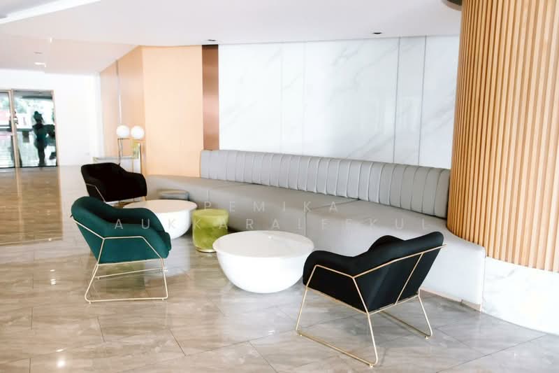Crystal Garden, Bangkok, 217 Sukhumvit 4 Alley, Khlong Toei, Bangkok, 2 Bedrooms, 110 sqm, Condo For Sale, by Pemika Aukkaraleekul, 500389392 - DDproperty.com