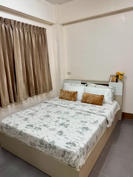 4-BR House, Bangkok, Arun Amarin, Bangkok Noi, Bangkok, 4 Bedrooms, 100 sqm, Single Detached House For Sale, by Pemika Aukkaraleekul, 500389422 - DDproperty.com