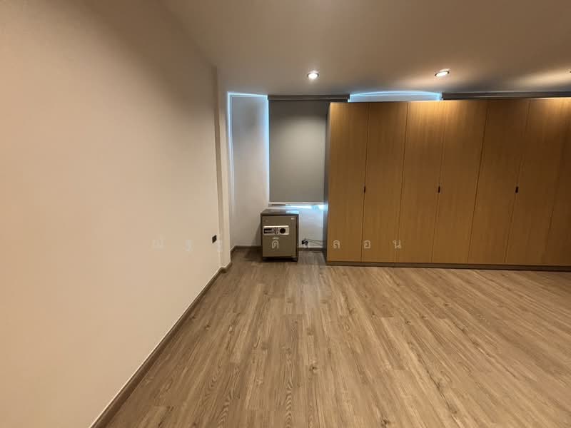 St.Moritzt Bangsue, Bangkok, Bang Sue, Bangkok, 3 Bedrooms, 323 sqm, Single Detached House For Sale, by ณัฐฐ์ ดิลลอน, 500389423 - DDproperty.com