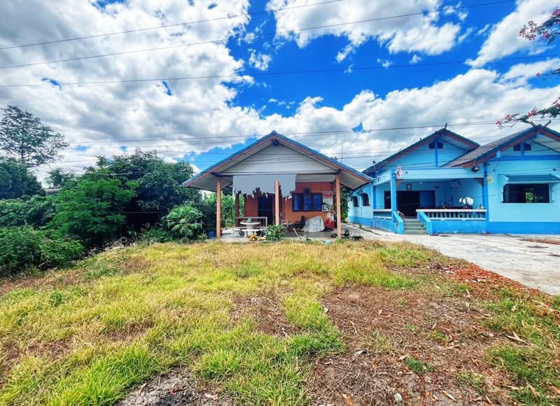 บ้านเดี่ยวพร้อมที่ดินหันคา ชัยนาท, Chai Nat, Huai Ngu, Han Kha, Chai Nat, 1 Bedroom, 100 sqm, Single Detached House For Sale, by The Best Property แอ้, 500389431 - DDproperty.com