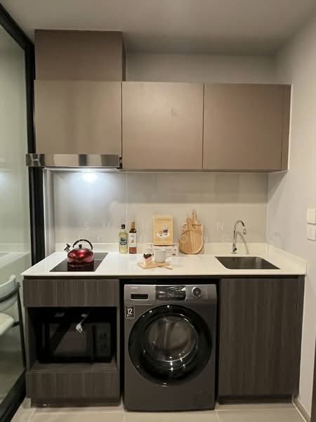 Life Phahon-Ladprao, Bangkok, 996 Phahonyothin Road, Jom Phon, Chatuchak, Bangkok, 1 Bedroom, 35 sqm, Condo For Rent, by Suthasin Boonkong, 500389433 - DDproperty.com