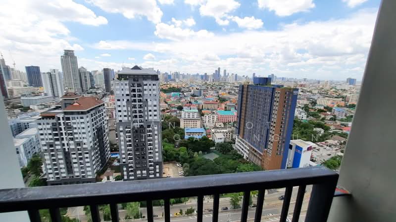 The Base Park East Sukhumvit 77 : เดอะ เบส พาร์ค อีส สุขุมวิท 77, กรุงเทพ, 99 ซอย ปรีดีพนมยงค์ 2, พระโขนงเหนือ, วัฒนา, กรุงเทพ, 31 ตร.ม., คอนโด ขาย, โดย Thanachot Khantigamongun, 500389452 - DDproperty.com
