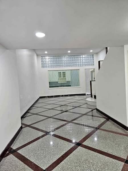 undefined, Bangkok, Bang Kae Nua, Bang Khae, Bangkok, 3 Bedrooms, 260 sqm, Townhouse For Sale, by Sanick Sawaisanyakorn, 500389472 - DDproperty.com