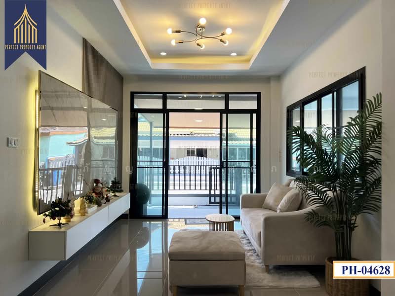 ซื่อตรง สุวินทวงศ์, Bangkok, สุวินทวงศ์, Lam Phak Chi, Nong Chok, Bangkok, 3 Bedrooms, 160 sqm, Single Detached House For Sale, by ปภัชญา ธนัตถ์ภรณ์, 500389544 - DDproperty.com