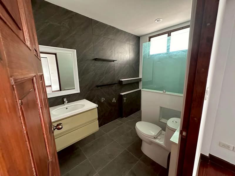 บ้านเดี่ยว ศรีนครินทร์, Bangkok, ศรีนครืนทร์, Nong Bon, Prawet, Bangkok, 3 Bedrooms, 200 sqm, Single Detached House For Sale, by Pat, 500389591 - DDproperty.com