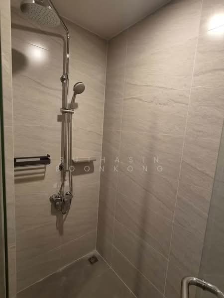 THE CROWN Residences, Bangkok, Rama 4 Road, Thung Maha Mek, Sathon, Bangkok, 1 Bedroom, 35 sqm, Condo For Rent, by Suthasin Boonkong, 500389646 - DDproperty.com