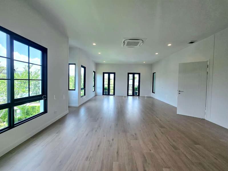 Narinsiri Krungthep Kreetha, Bangkok, Saphan Sung, Bangkok, 5 Bedrooms, 530 sqm, Single Detached House For Sale, by Click property, 500389661 - DDproperty.com