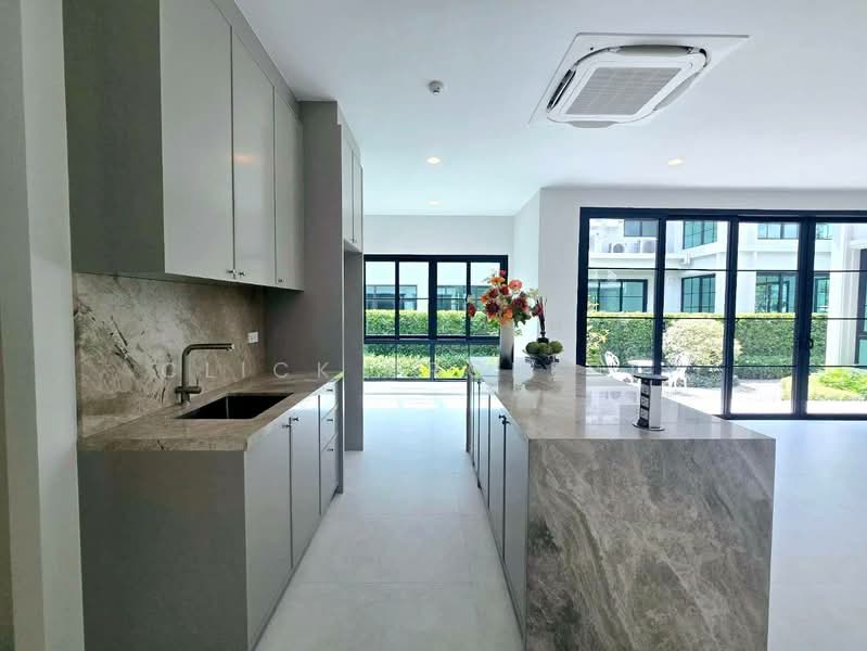 Narinsiri Krungthep Kreetha, Bangkok, Saphan Sung, Bangkok, 5 Bedrooms, 530 sqm, Single Detached House For Sale, by Click property, 500389661 - DDproperty.com