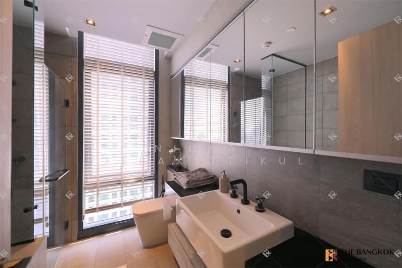 The Lofts Asoke, Bangkok, Sukhumvit 21 Road, Khlongtoei Nua, Watthana, Bangkok, 2 Bedrooms, 75 sqm, Condo For Rent, by Nicha Peerakittikul, 500389678 - DDproperty.com