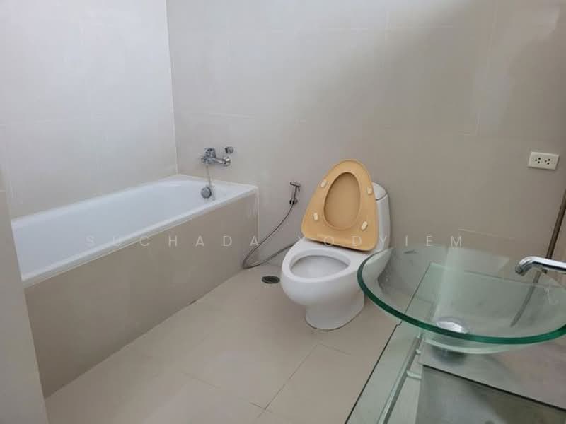 Sailom Suite, Bangkok, 141 Sana Nikhom 1 Soi 12, Chan Kasem, Chatuchak, Bangkok, 3 Bedrooms, 222 sqm, Condo For Sale, by Suchada Yodyiem, 500389687 - DDproperty.com