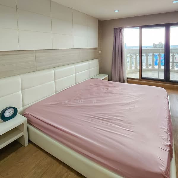 State Tower, Bangkok, 1055 Silom Road, Silom, Bang Rak, Bangkok, 1 Bedroom, 68 sqm, Condo For Sale, by คุณพีร์, 500389688 - DDproperty.com