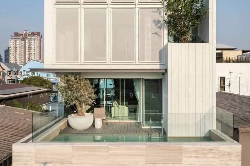 4-BR House, Bangkok, Samsen Nai, Phaya Thai, Bangkok, 4 Bedrooms, 350 sqm, Single Detached House For Sale, by Nattapat Reunyota, 500389689 - DDproperty.com