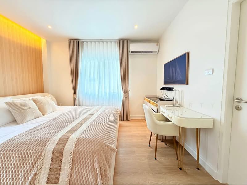 Lumpini Town Place Ratchayothin-Sena, Bangkok, Chan Kasem, Chatuchak, Bangkok, 3 Bedrooms, 175 sqm, Townhouse For Rent, by Next Step Property, 500389700 - DDproperty.com