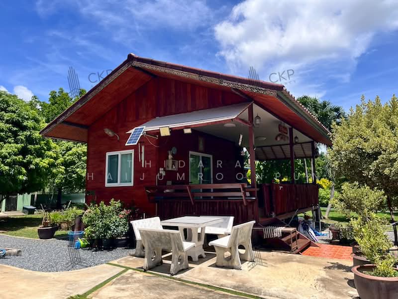 ขาย บ้านพักตากอากาศ พร้อมที่ดิน มีบ้านพักรับรองอีก 2 หลัง ใกล้ถนนมิตรภาพ เดินทางสะดวก ไม่ไกลห้างสรรพ, นครราชสีมา, กลางดง, ปากช่อง, นครราชสีมา, 100 ตร.ม., บ้านเดี่ยว ขาย, โดย Thidarat Chaijumroonpun, 500389715 - DDproperty.com