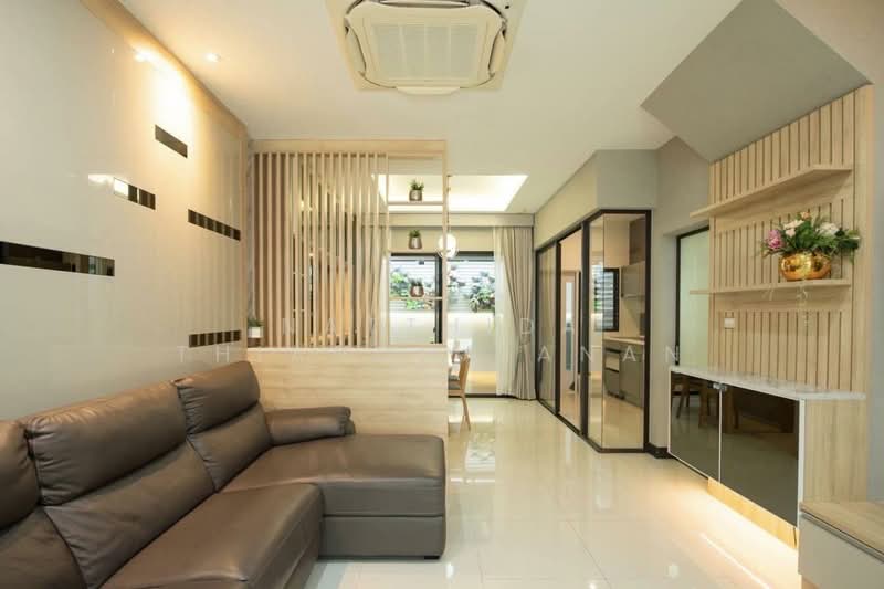Landmark Ekamai-Ramindra : แลนด์มาร์ค เอกมัย-รามอินทรา, กรุงเทพ, ถนนสุคนธสวัสดิ์, ลาดพร้าว, กรุงเทพ, 168 ตร.ม., ทาวน์เฮ้าส์ ให้เช่า, โดย Natthida Thianchaianan, 500389717 - DDproperty.com