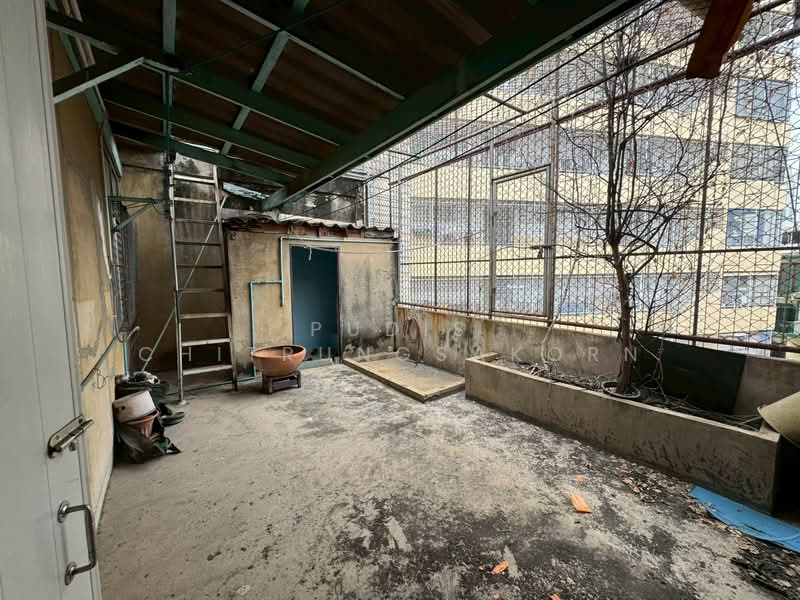 Commercial Building for Rent – Wongwian 22 / Yaowarat, Bangkok, Pom Prap, Pom Prap Sattru Phai, Bangkok, , 500 sqm, Shophouse For Rent, by Pudis Chitrungsakorn, 500389746 - DDproperty.com
